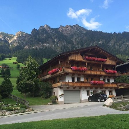Alpbacher Appartementhaus Johannes Екстериор снимка
