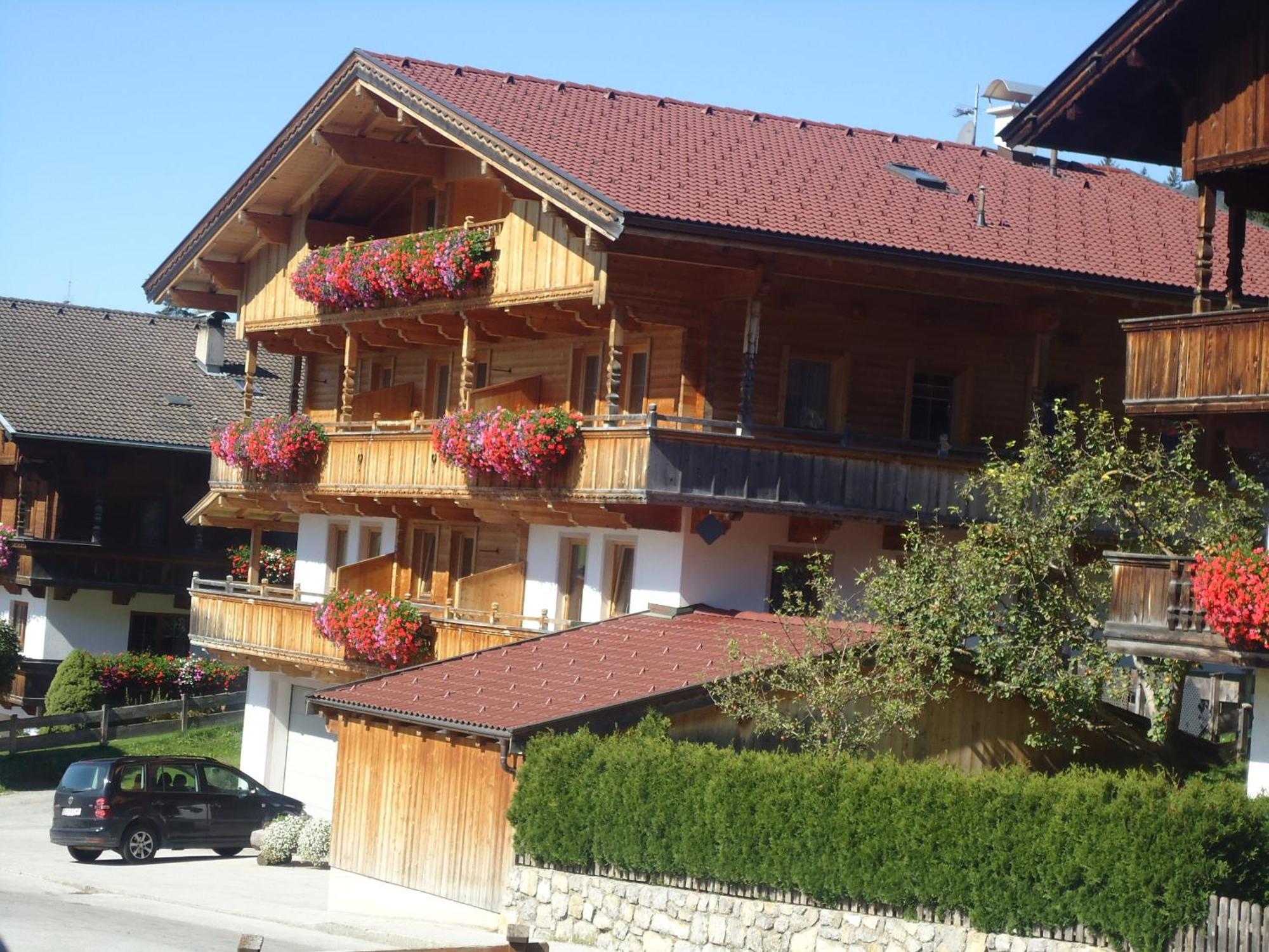 Alpbacher Appartementhaus Johannes Екстериор снимка