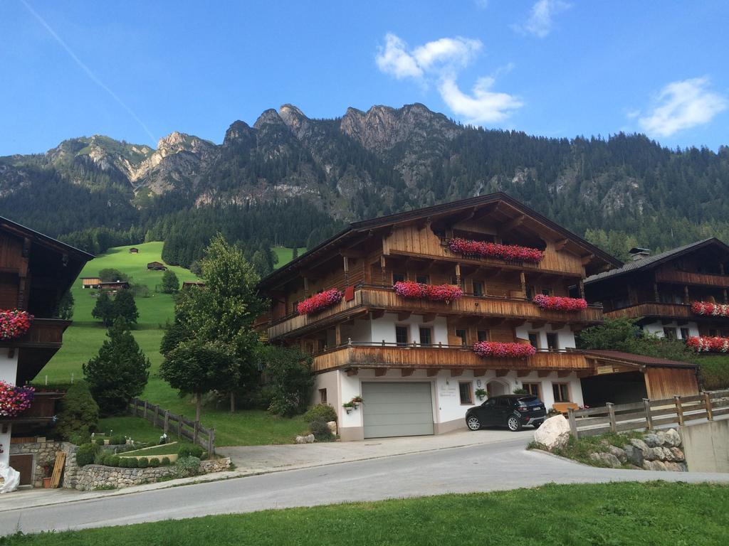 Alpbacher Appartementhaus Johannes Екстериор снимка